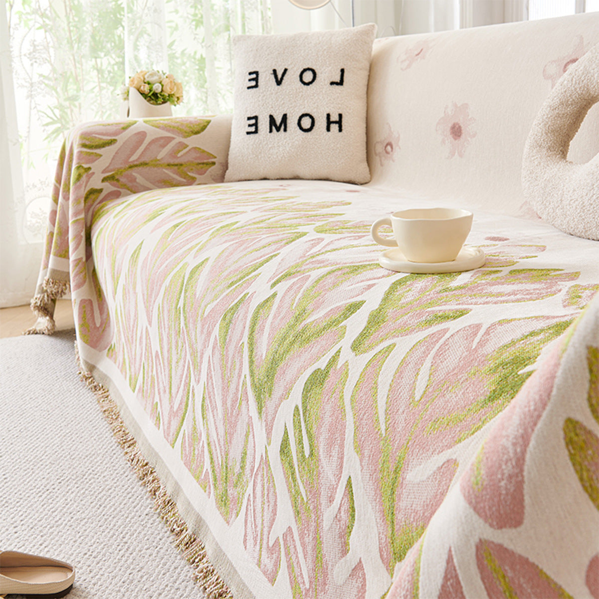 LuxeFit – Universal High-Density Chenille Sofa Cover