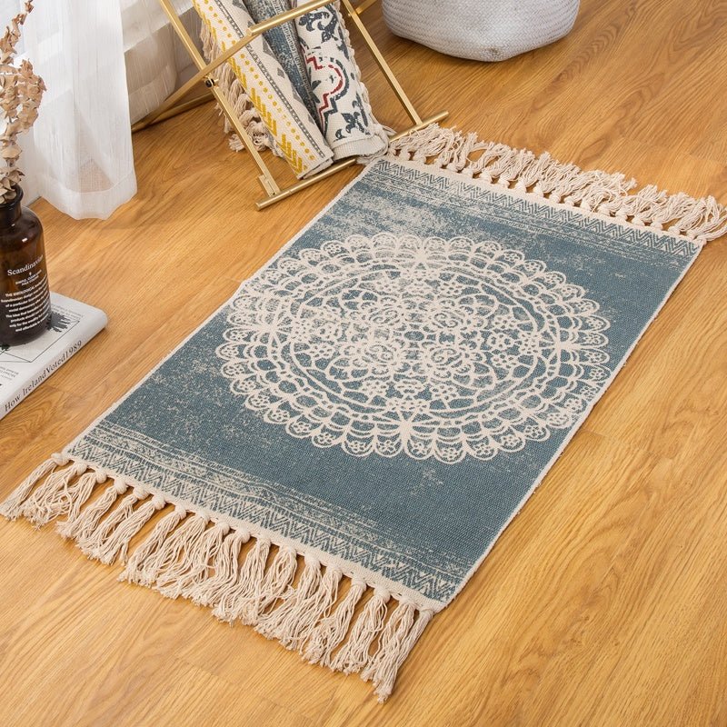 Cotton and linen hand-woven carpets - Snug & Homely