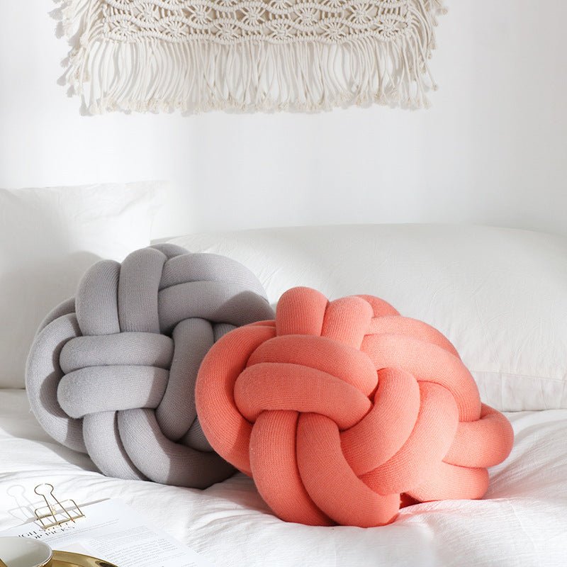 Craft Knot Pillow - Snug & Homely
