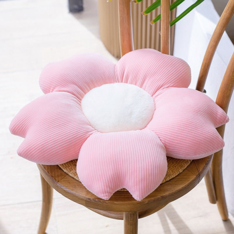 Daisy Flower Cushion - Snug & Homely