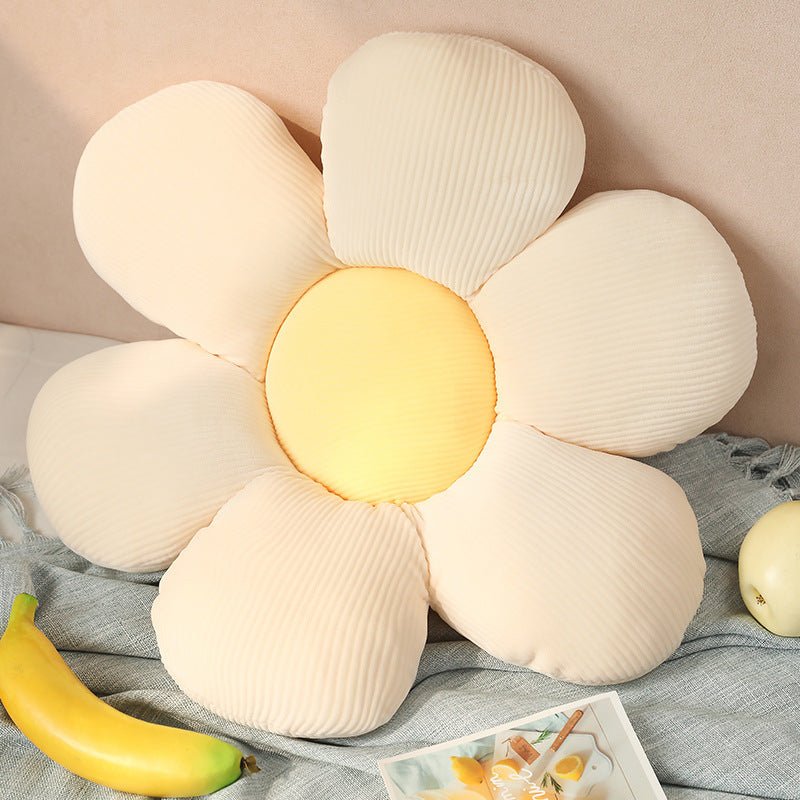 Daisy Flower Cushion - Snug & Homely