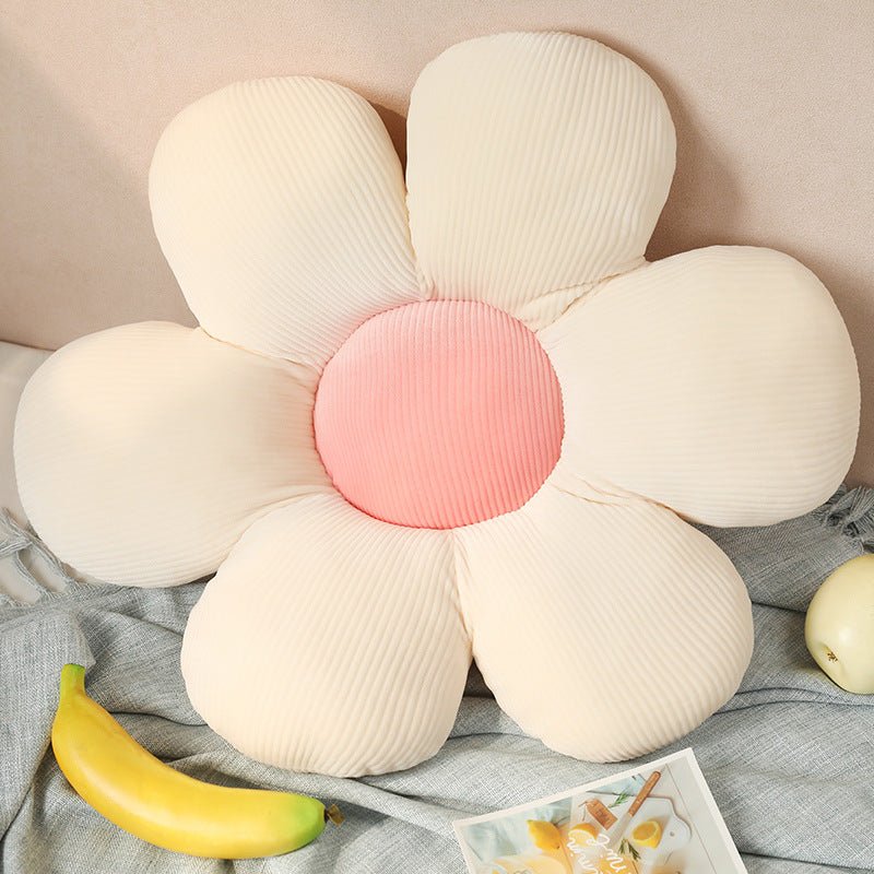 Daisy Flower Cushion - Snug & Homely