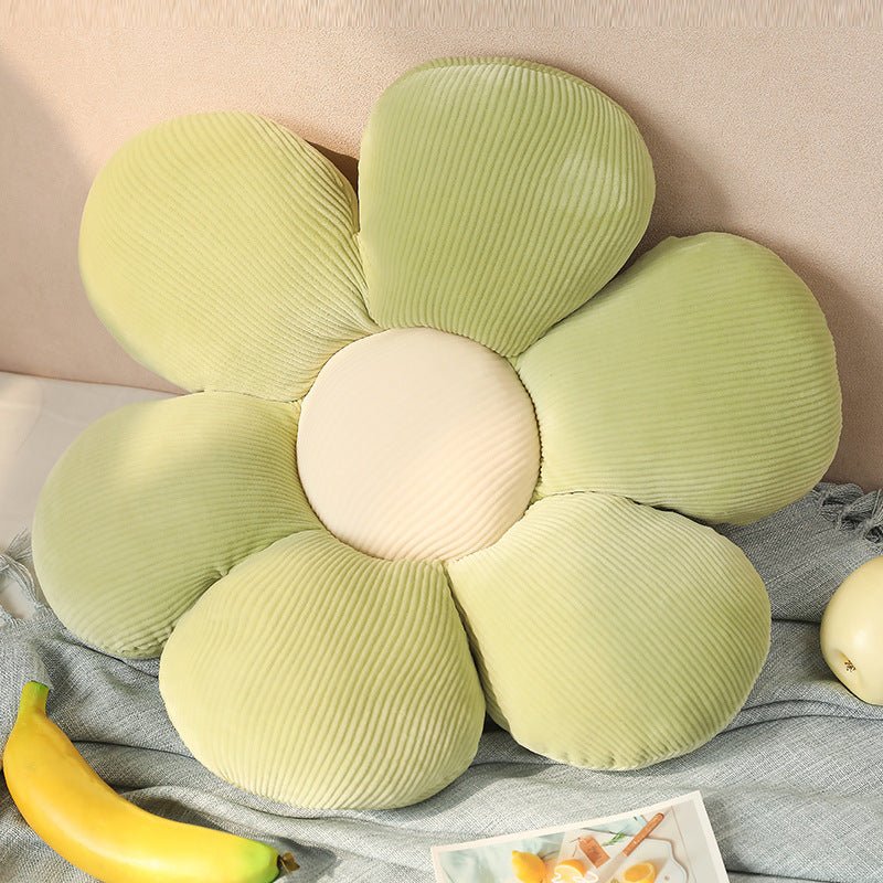 Daisy Flower Cushion - Snug & Homely