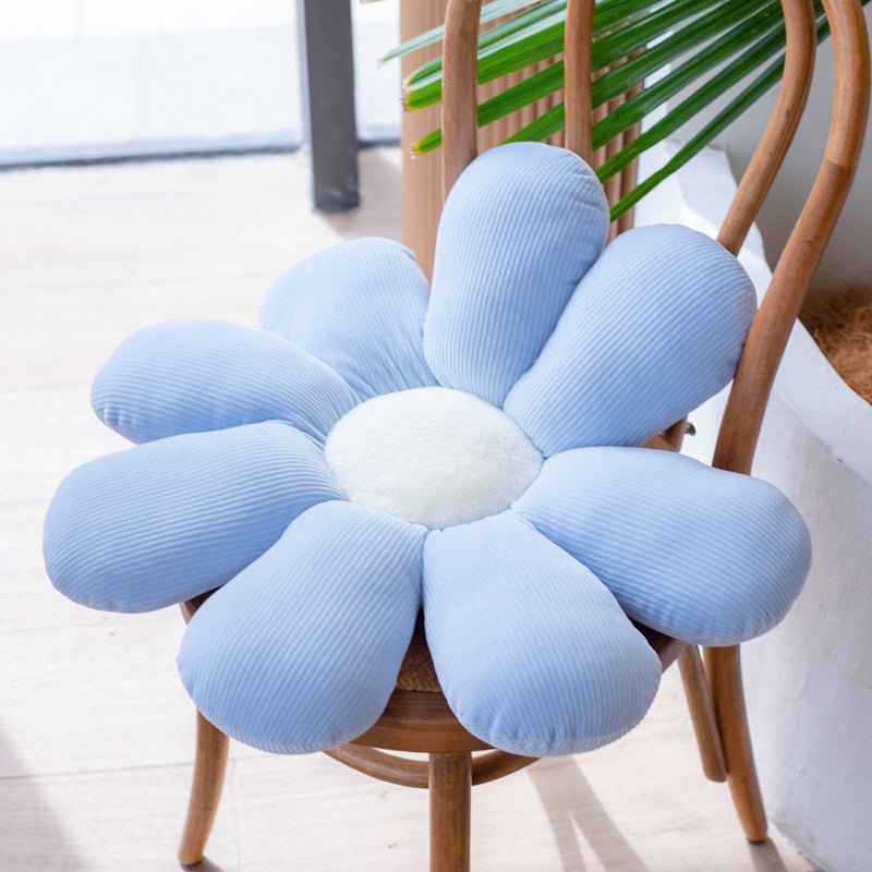 Daisy Flower Cushion - Snug & Homely