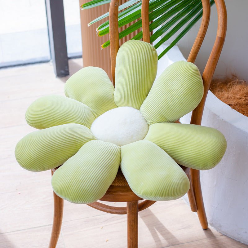 Daisy Flower Cushion - Snug & Homely