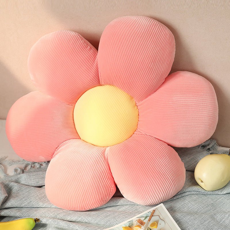 Daisy Flower Cushion - Snug & Homely