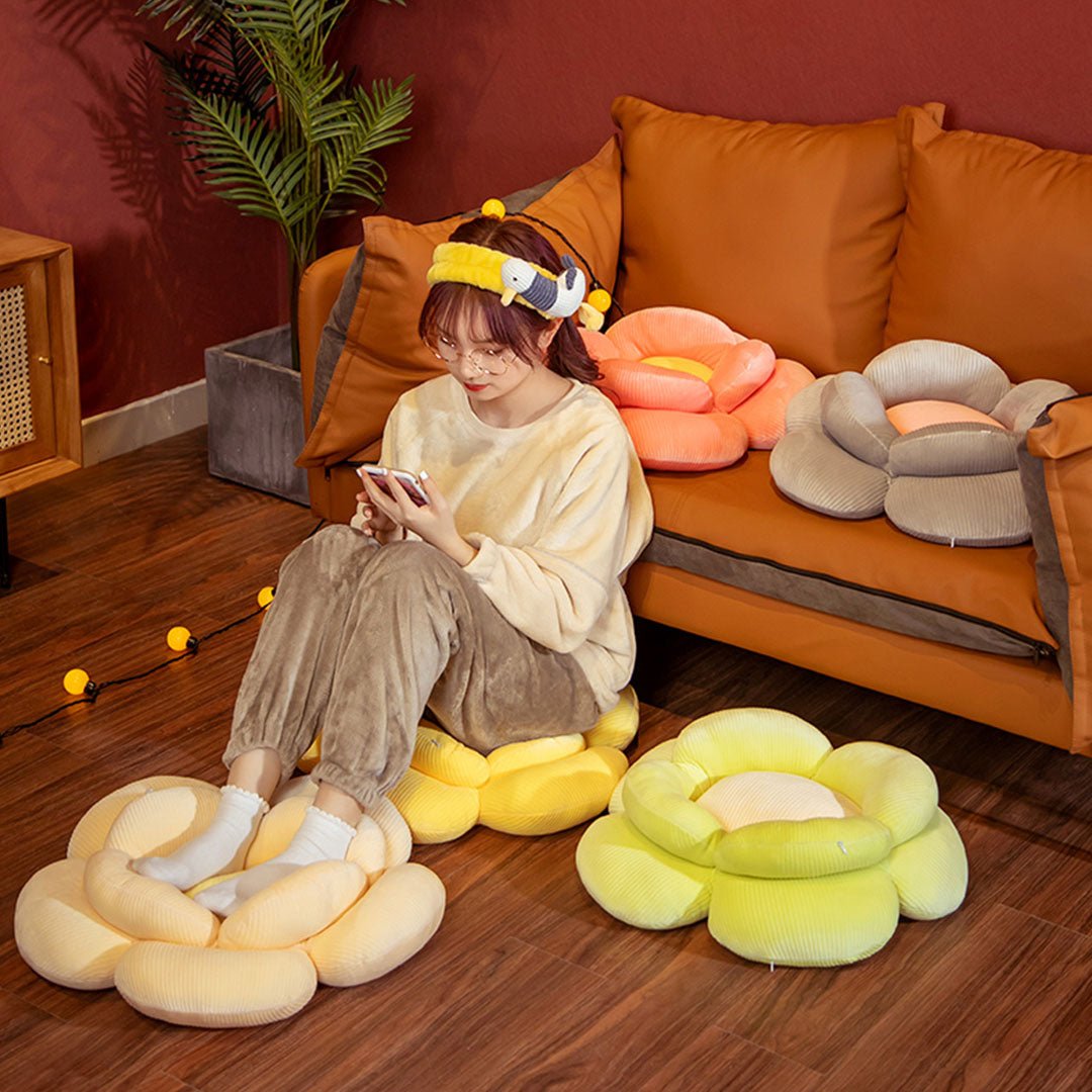 Green Double Flower Shape Cushion - Snug & Homely