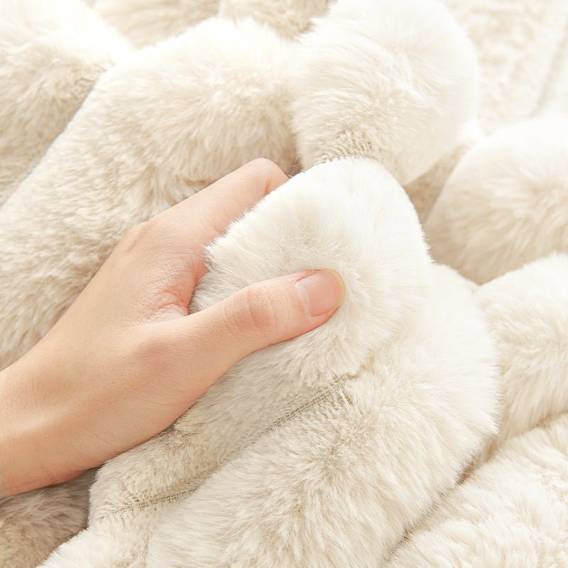 High-grade Plush Winter Sofa Cover - Snug & Homely
