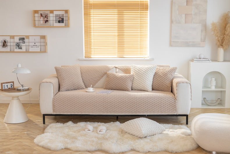 Plush Non-slip Sofa Cover - Snug & Homely