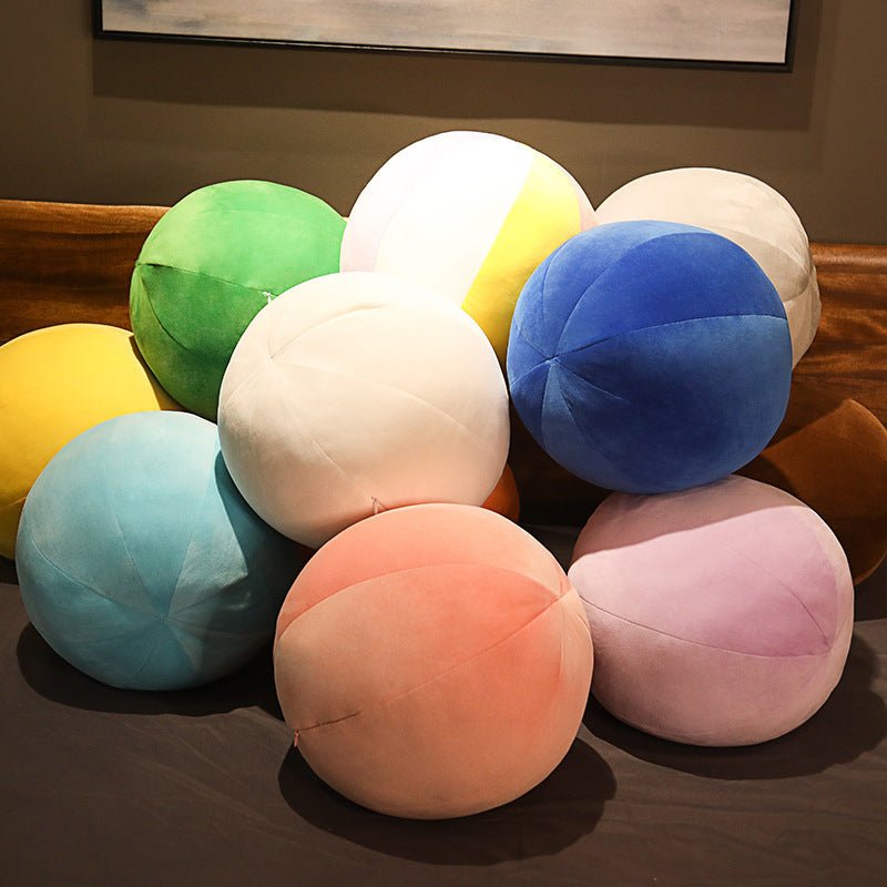 Super ball throw pillow - Snug & Homely