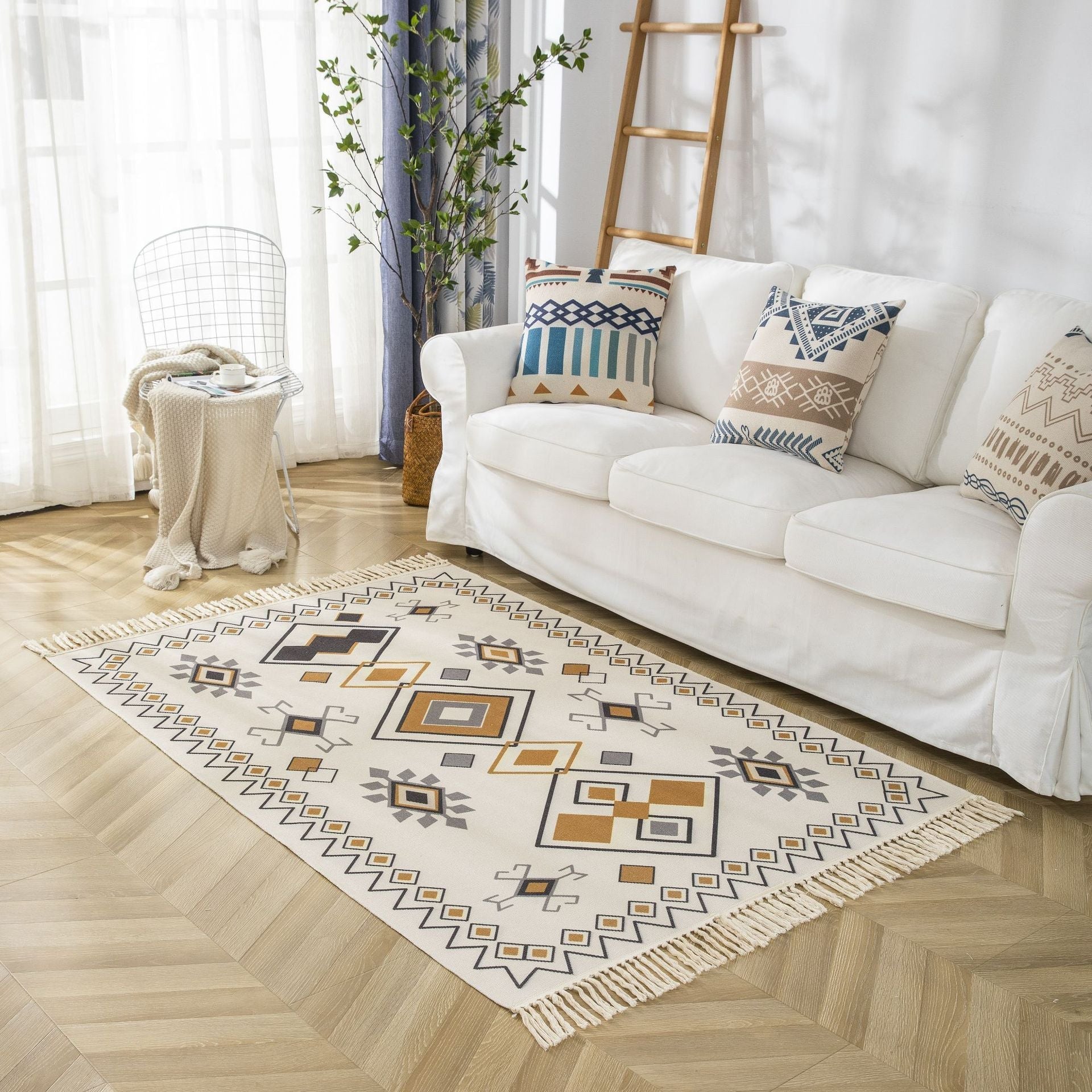 Vintage Clan Style Cotton and Linen Tassel Mat - Snug & Homely